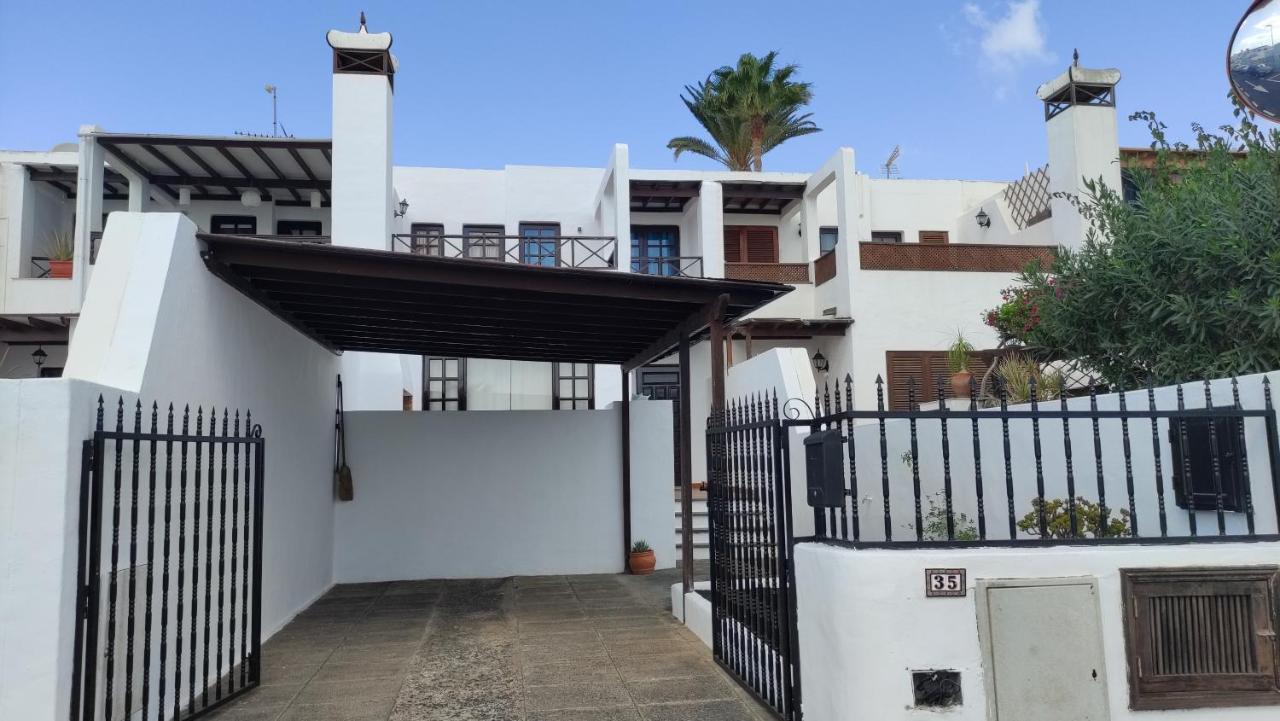Casa Marina Villa Puerto del Carmen  Exteriör bild